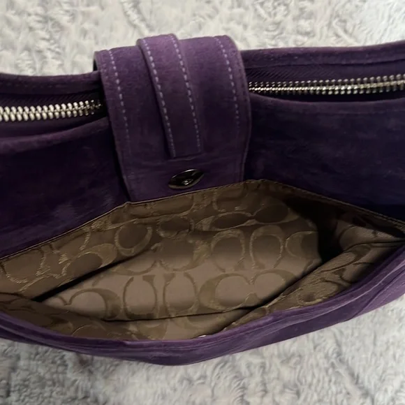 Coach Purple Suede Shoulder Bag - Picture 5 of 10